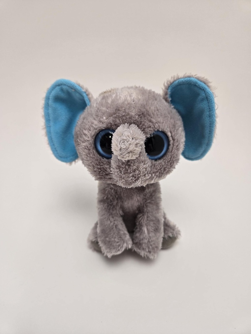 TY Beanie Boo “Peanut” the Elephant - Solid Eyes *Rare* No Hang Tag  (6 inch)